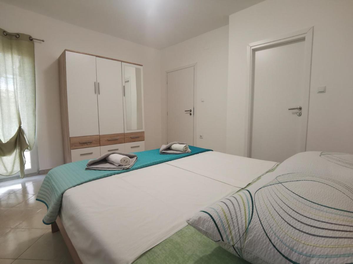 Mariva Apartments Лопар Екстериор снимка