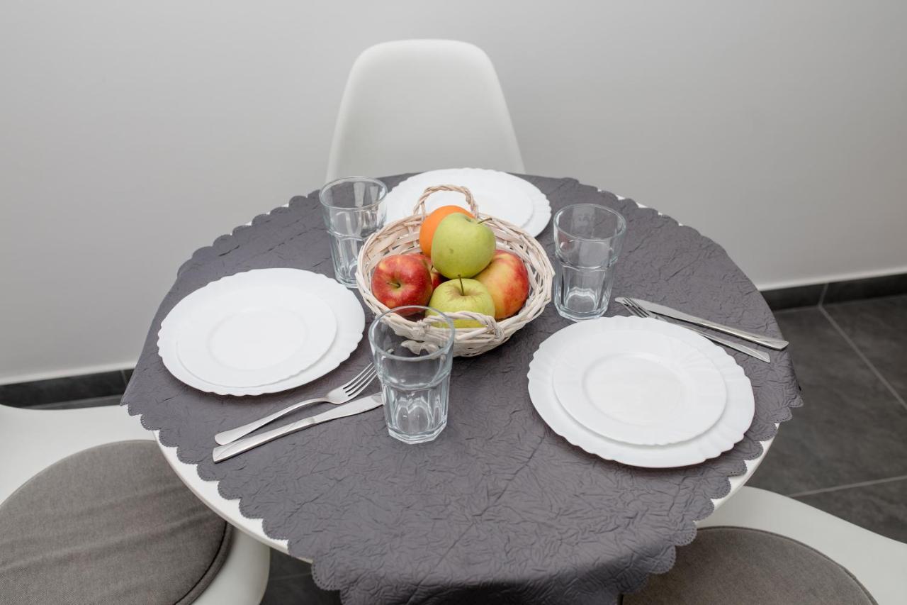Mariva Apartments Лопар Екстериор снимка