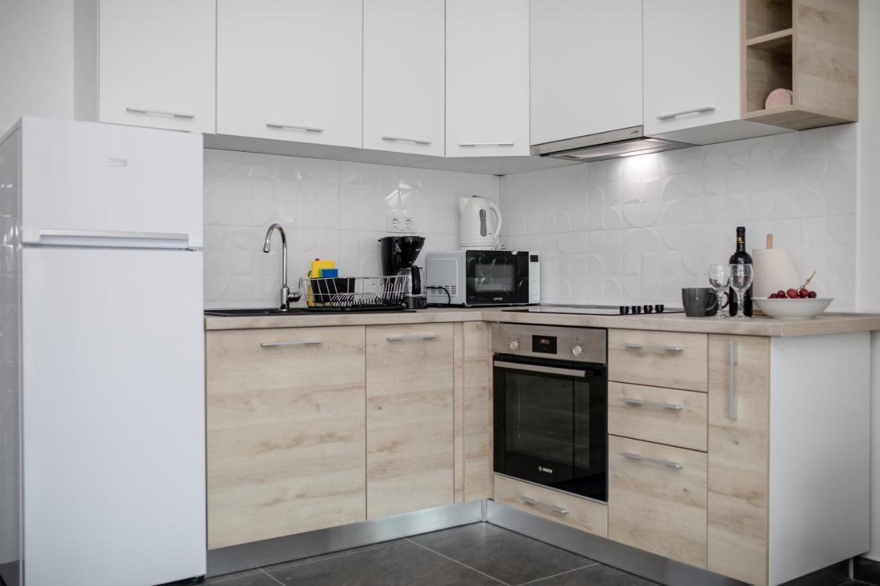 Mariva Apartments Лопар Екстериор снимка