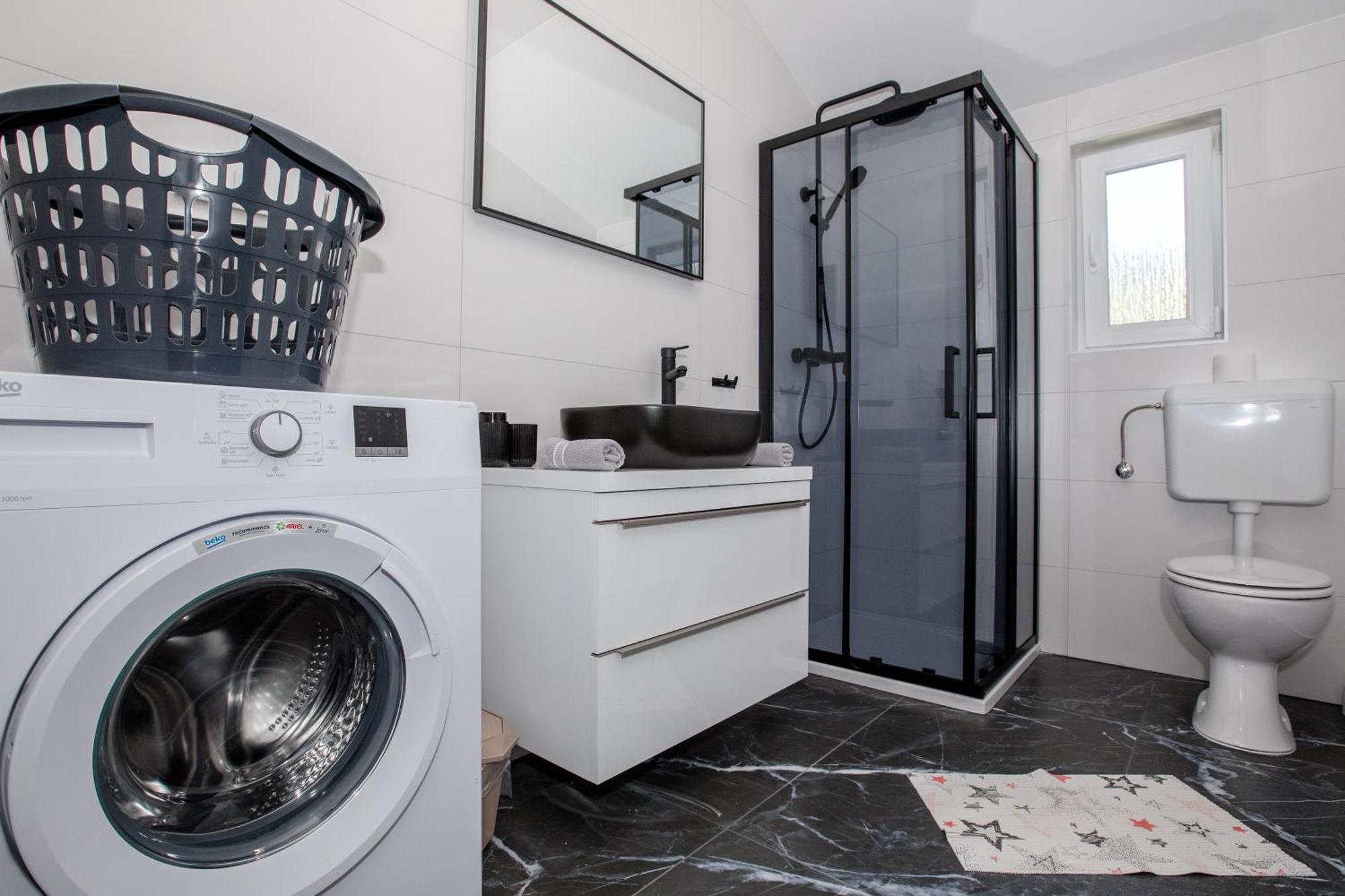 Mariva Apartments Лопар Екстериор снимка